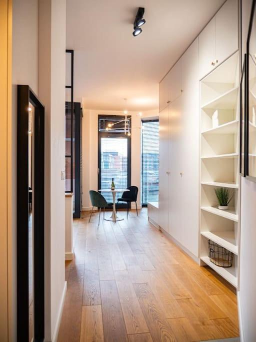 Chic Apartment In Historic Koneser Area Βαρσοβία Εξωτερικό φωτογραφία