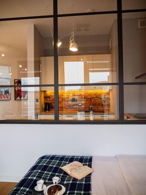 Chic Apartment In Historic Koneser Area Βαρσοβία Εξωτερικό φωτογραφία