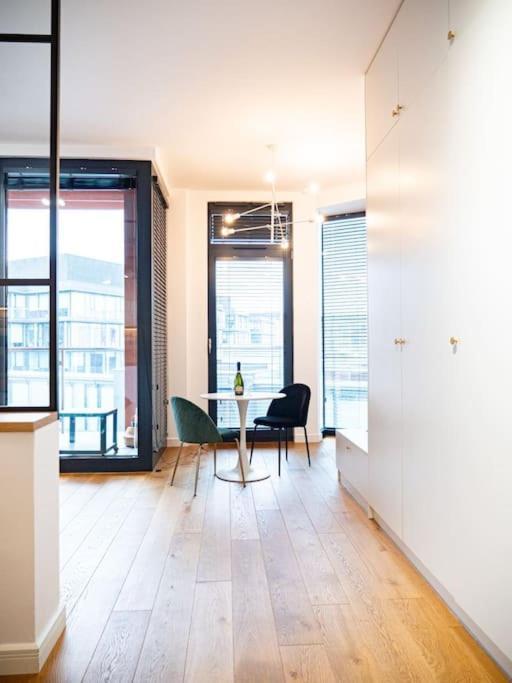 Chic Apartment In Historic Koneser Area Βαρσοβία Εξωτερικό φωτογραφία