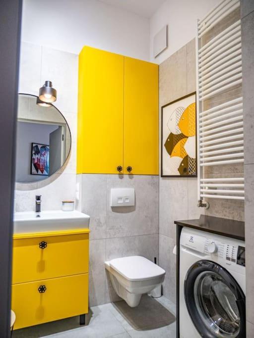 Chic Apartment In Historic Koneser Area Βαρσοβία Εξωτερικό φωτογραφία